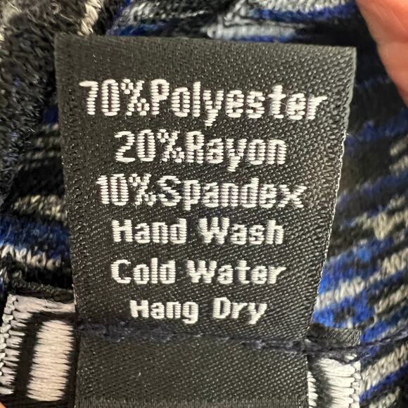 CLARA SUN WOO Blue Black XS Cold Shoulder Top Turtleneck 3/4 Sleeve Pullover - Picture 7 of 7